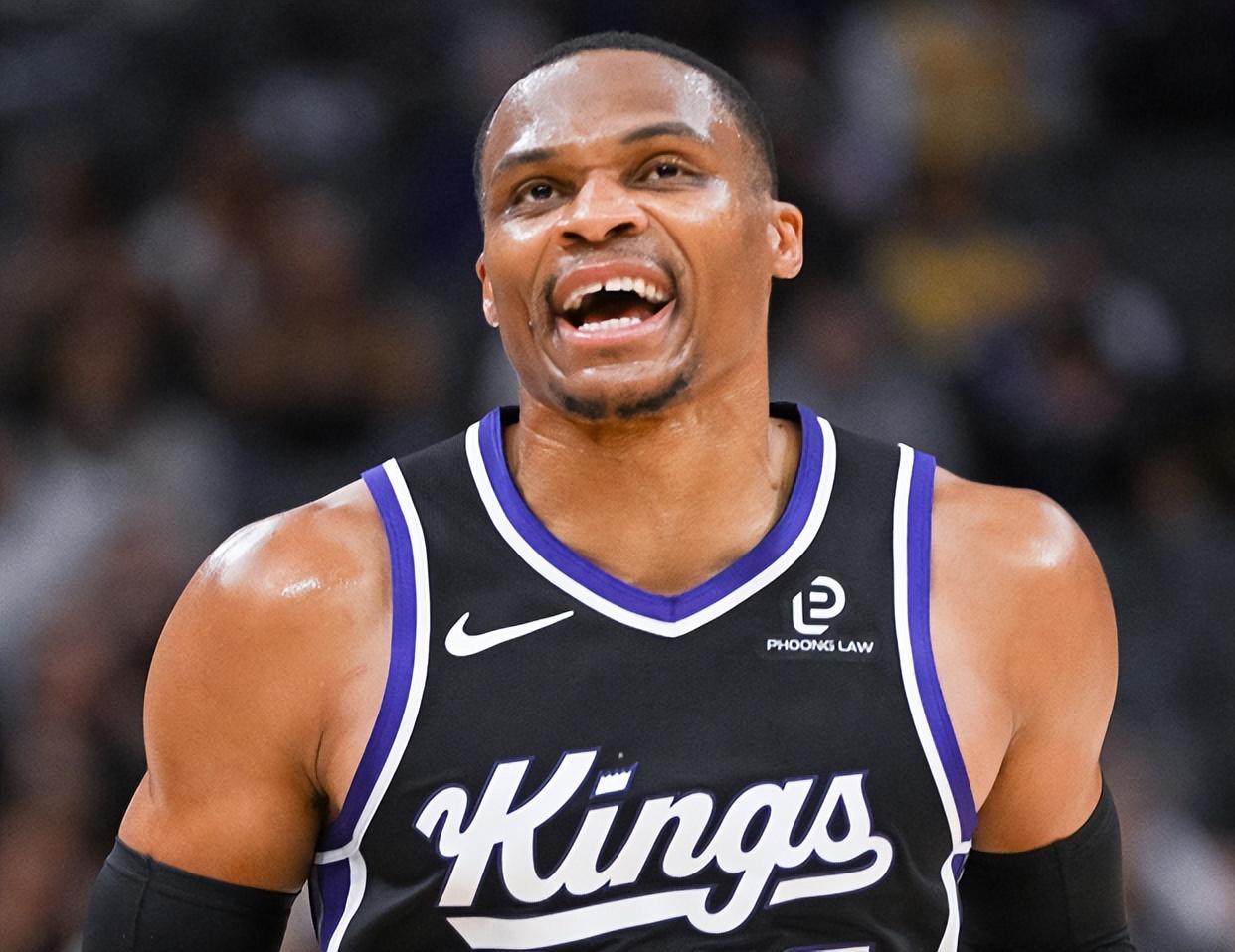 足球比赛直播免费在线观看-3分险胜火箭,12分斩杀湖人!国王背靠背喜提2连胜,威少把话挑明