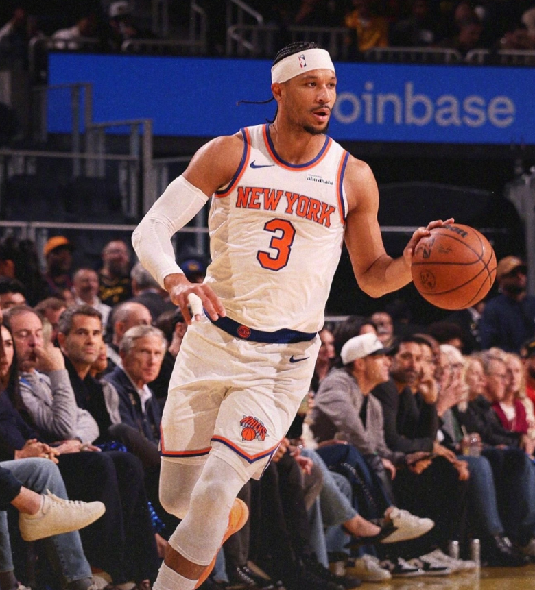 免费足球直播在线观看-格林恶犯巴特勒轰32分,库里27+3+7唐斯空砍两双,勇士力克尼克斯