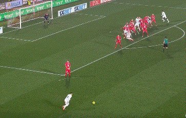 1673133850154024087.gif 咪咕体育直播-【意甲】劳塔罗破门 旧将补时绝平 国米2度领先客平