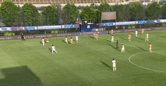 1654338283744067875.gif 足球比赛在线直播观看免费-【中超】阿奇姆彭梅开二度戴伟浚助攻 深圳2比0成都