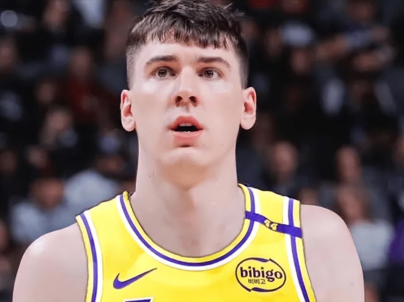 湖人112-124国王遭4坏消息！艾顿仍低迷，配角起伏大，攻守全崩！