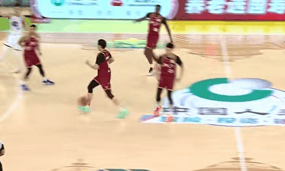 惊险1分险胜！CBA杯第1支4强出炉：陈林坚闪耀1战，强硬3分制胜！