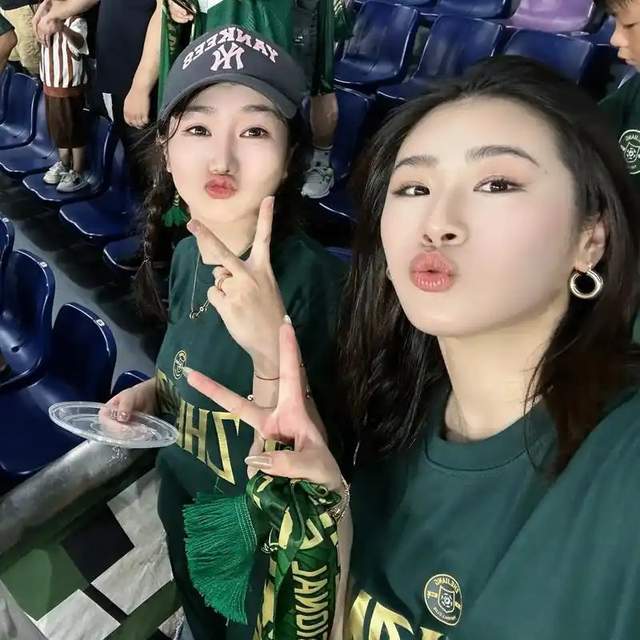 足球比赛在线直播观看免费-中超16强巡礼·浙江：大动作频频，绿军要搞事情？