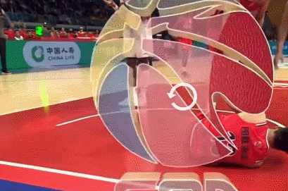 足球比赛在线直播观看免费-退役X因素？郭艾伦左膝受伤捂脸沮丧 近三年仅打21场合同也将到期