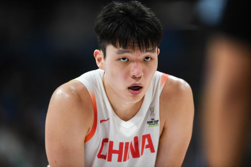 足球比赛直播免费在线观看-热身赛：中国男篮逆转塞尔维亚FMP开门红 王俊杰18+14徐昕10分4帽